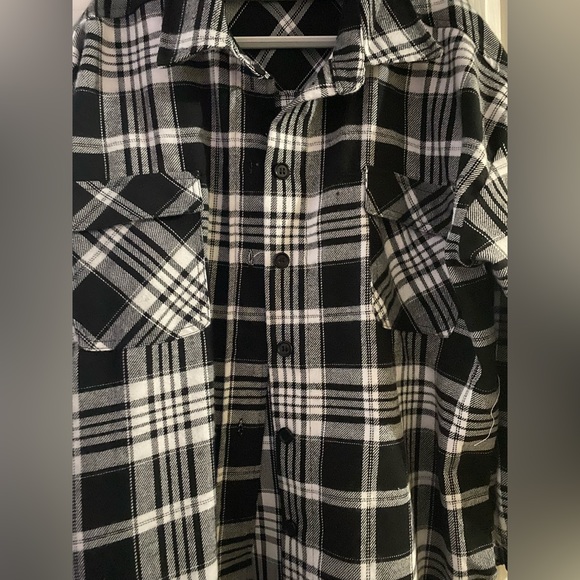 Flannel - Picture 2 of 3